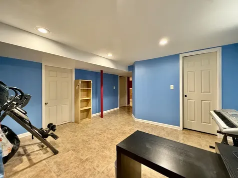 3842 West Argyle Street Chicago IL 60625