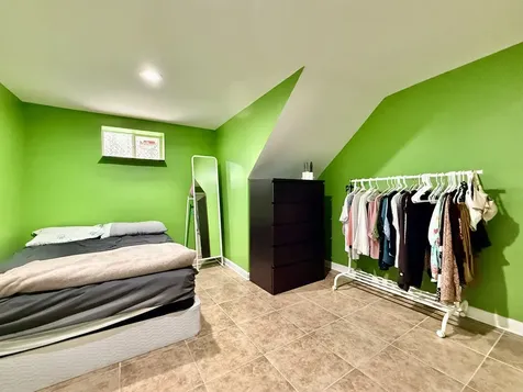 3842 West Argyle Street Chicago IL 60625