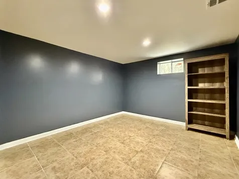 3842 West Argyle Street Chicago IL 60625