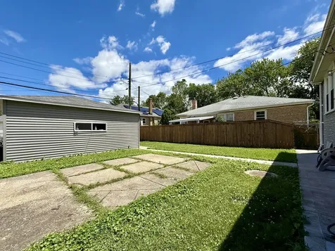 3842 West Argyle Street Chicago IL 60625