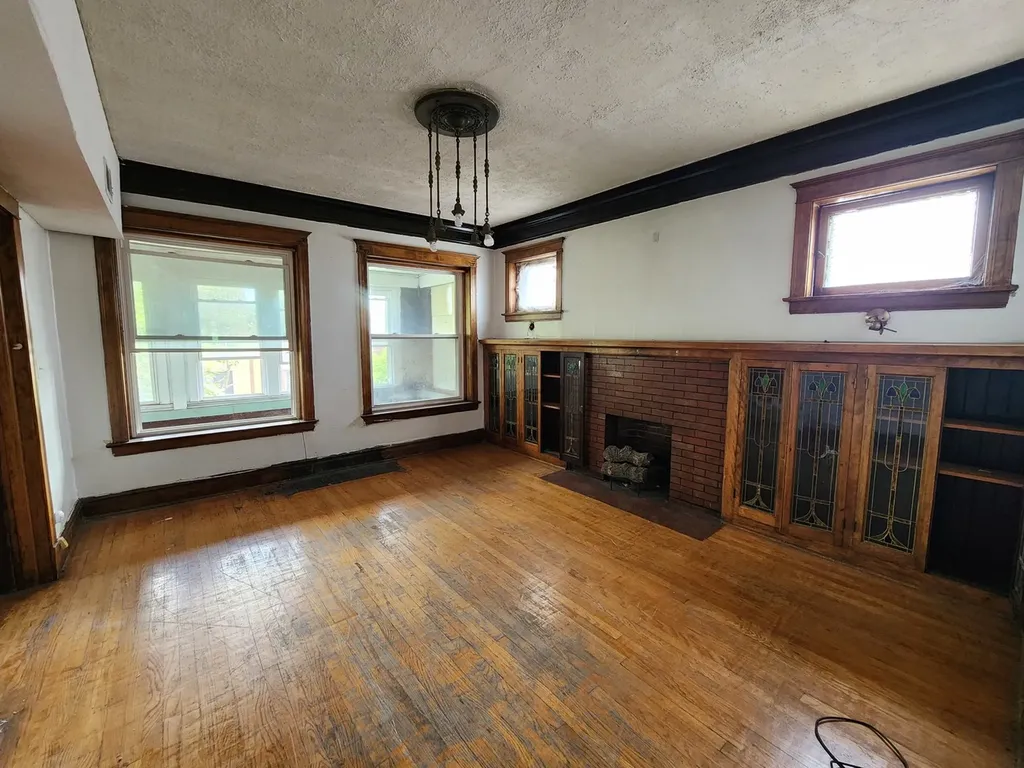 6146 South Vernon Avenue Chicago IL 60637