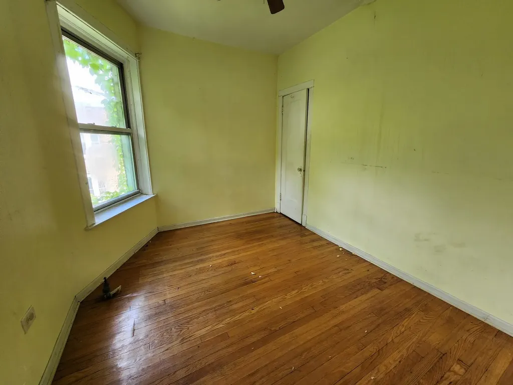 6146 South Vernon Avenue Chicago IL 60637
