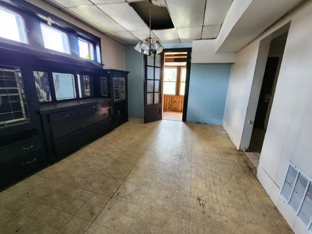 6146 South Vernon Avenue Chicago IL 60637
