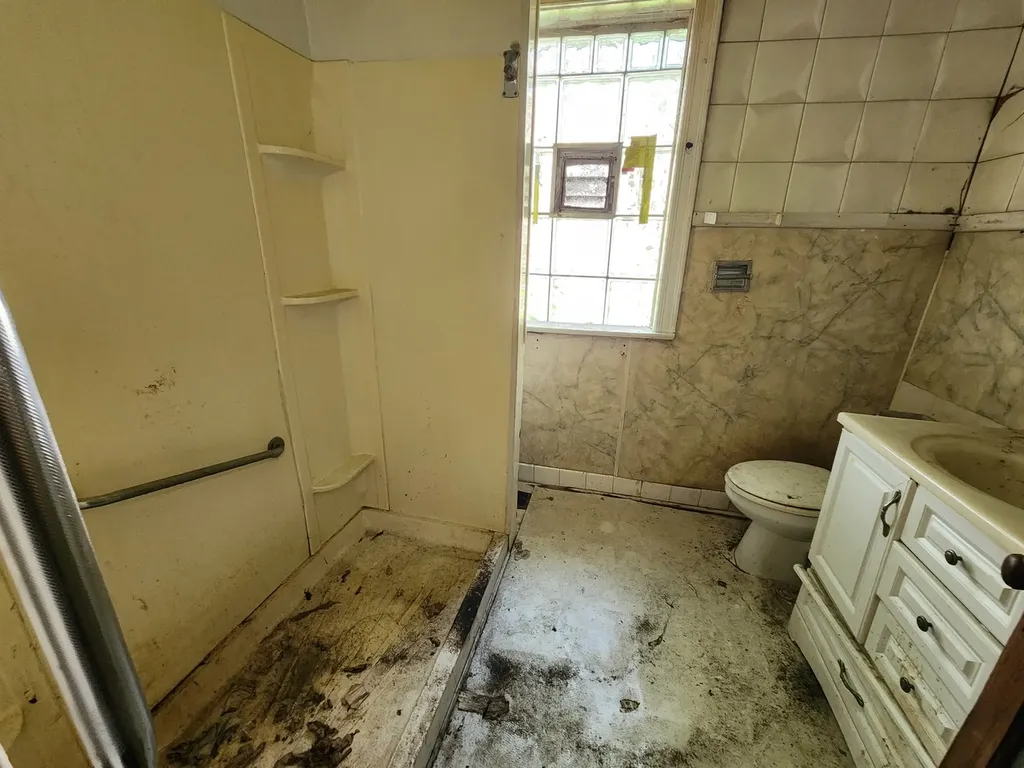 6146 South Vernon Avenue Chicago IL 60637
