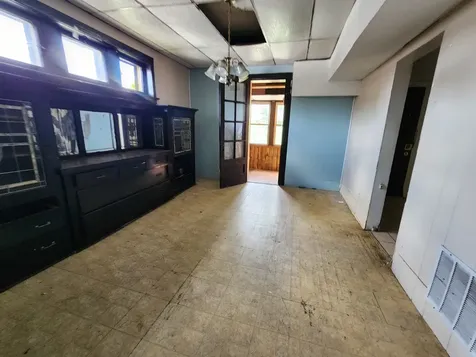 6146 South Vernon Avenue Chicago IL 60637