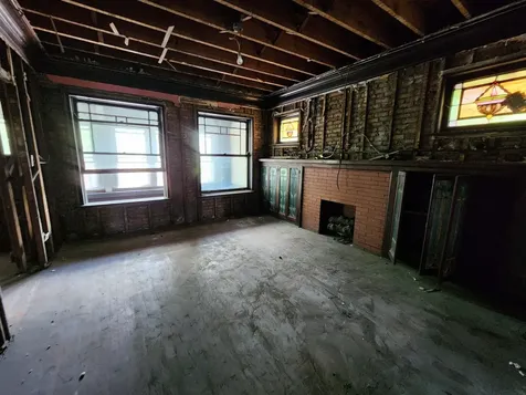 6146 South Vernon Avenue Chicago IL 60637
