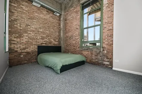 2001 South Calumet Avenue Chicago IL 60616