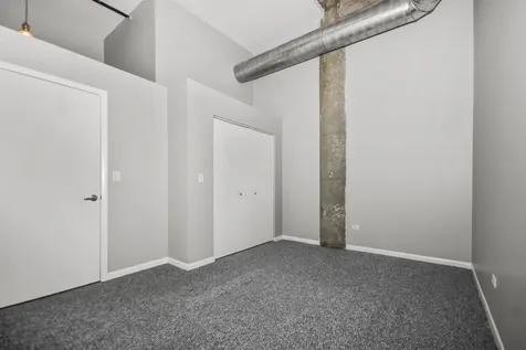 2001 South Calumet Avenue Chicago IL 60616