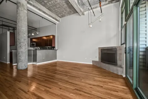 2001 South Calumet Avenue Chicago IL 60616