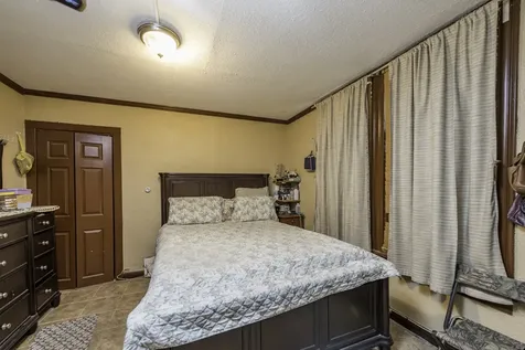 418 Lawn Court Waukegan IL 60085