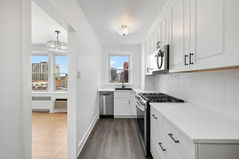 1585 Ridge Avenue Evanston IL 60201