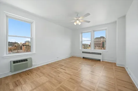 1585 Ridge Avenue Evanston IL 60201