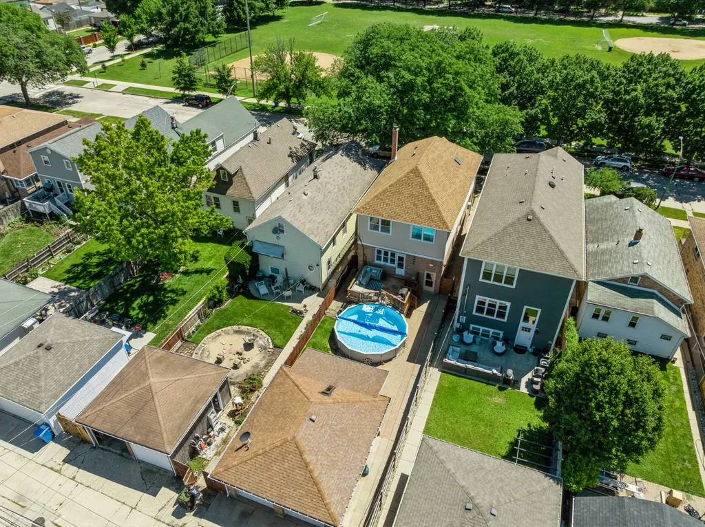 5230 North Mcvicker Avenue Chicago IL 60630