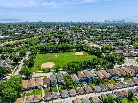 5230 North Mcvicker Avenue Chicago IL 60630