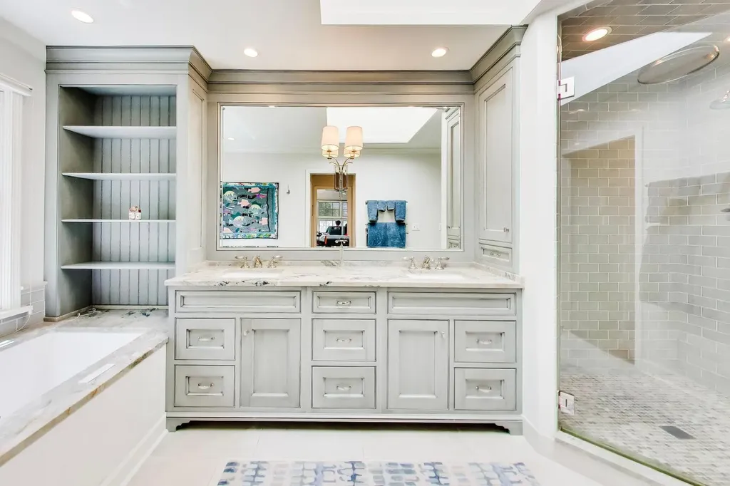 2241 Greenwood Avenue Wilmette IL 60091