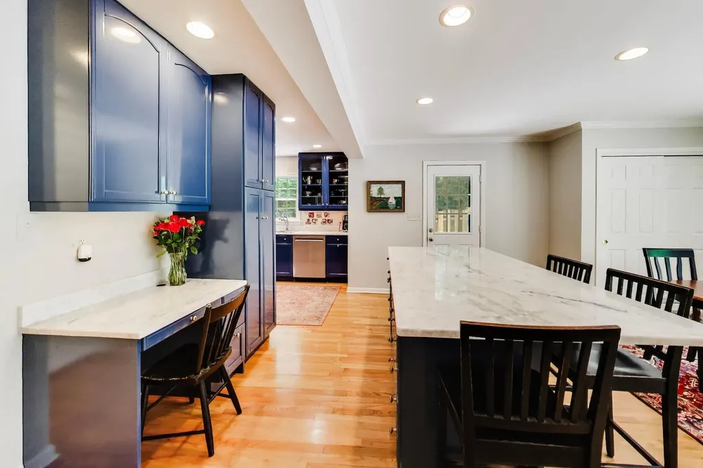 2241 Greenwood Avenue Wilmette IL 60091