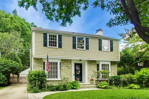 2241 Greenwood Avenue Wilmette IL 60091