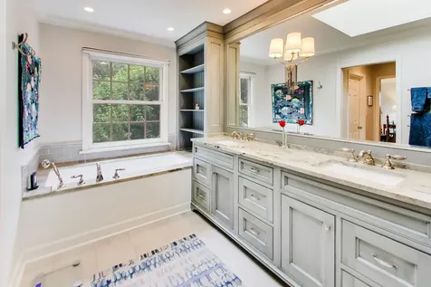 2241 Greenwood Avenue Wilmette IL 60091