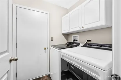 2588 Heritage Court Geneva IL 60134