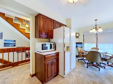 814 Stonebridge Lane Crystal Lake IL 60014