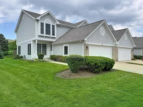 814 Stonebridge Lane Crystal Lake IL 60014