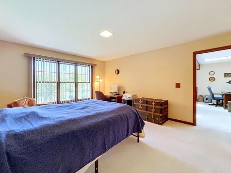 814 Stonebridge Lane Crystal Lake IL 60014