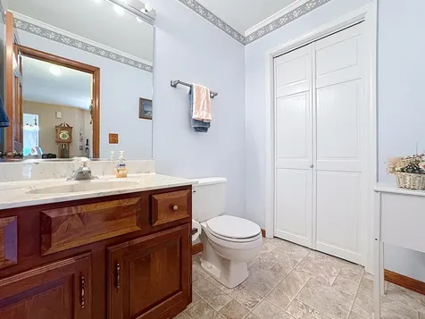 814 Stonebridge Lane Crystal Lake IL 60014