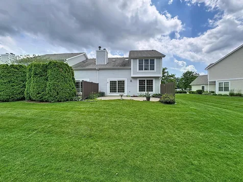 814 Stonebridge Lane Crystal Lake IL 60014