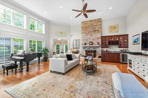 36W535 Hunters Gate Road St. Charles IL 60175
