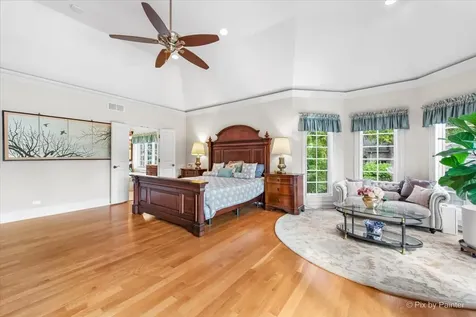 36W535 Hunters Gate Road St. Charles IL 60175