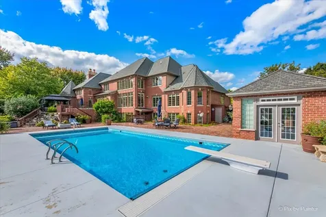 36W535 Hunters Gate Road St. Charles IL 60175