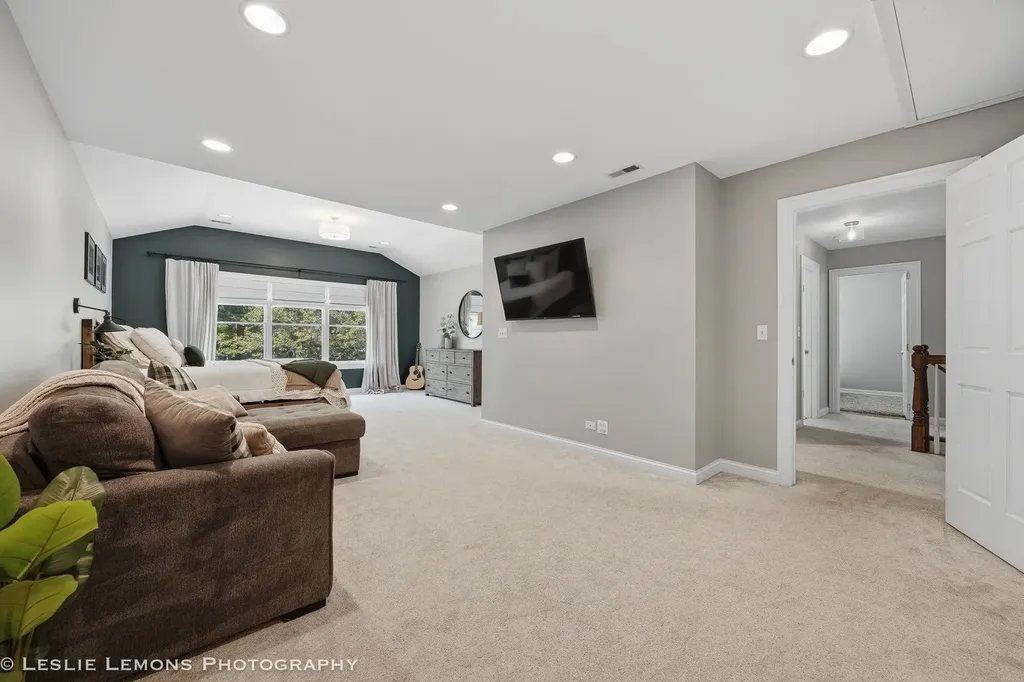 1229 Atlas Lane Naperville IL 60540