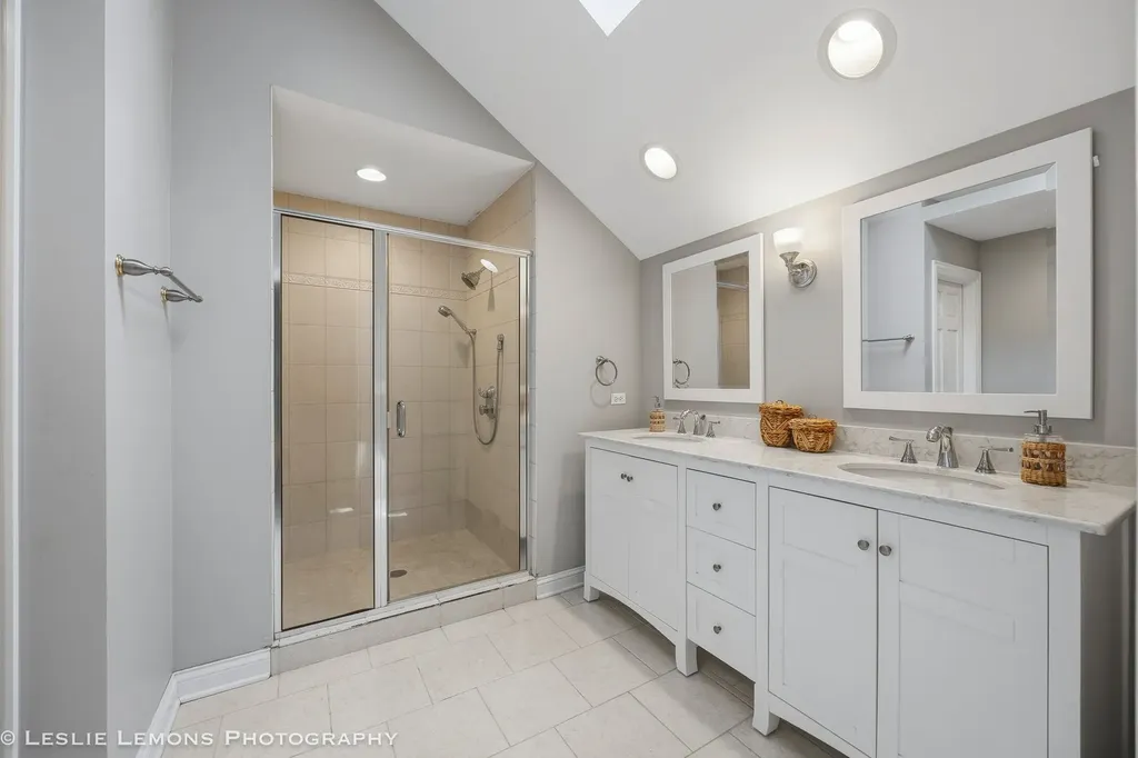 1229 Atlas Lane Naperville IL 60540