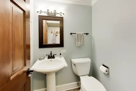 1117 Dawes Street Libertyville IL 60048