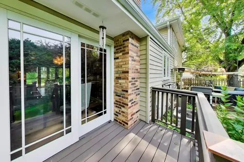 1117 Dawes Street Libertyville IL 60048
