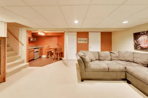 1117 Dawes Street Libertyville IL 60048