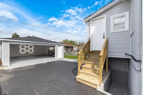 608 South 21st Avenue Maywood IL 60153