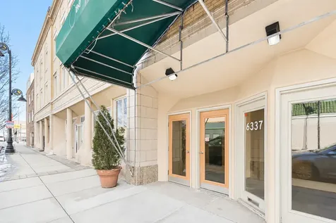 6337 Roosevelt Road Berwyn IL 60402