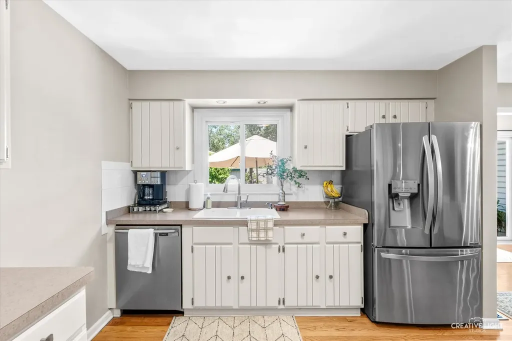 636 South Road Lisle IL 60532