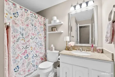 636 South Road Lisle IL 60532