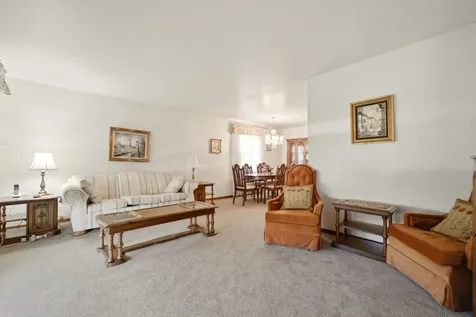 11607 South Avenue J Chicago IL 60617