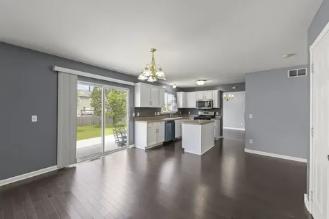 905 Churchill Drive Plano IL 60545