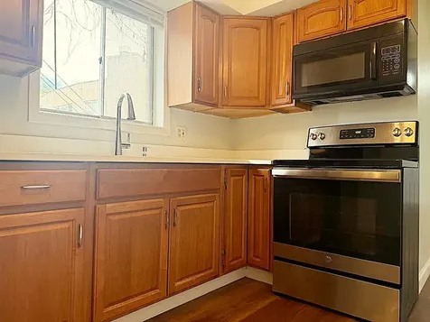 6911 North Ridge Boulevard Chicago IL 60645