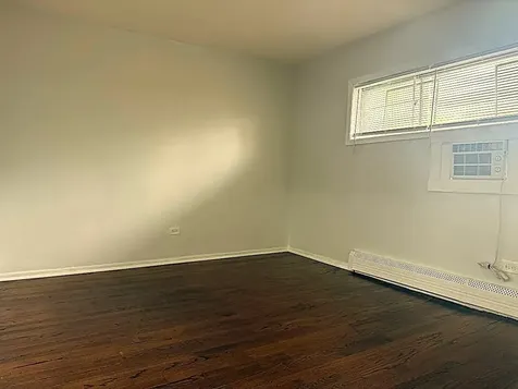 6911 North Ridge Boulevard Chicago IL 60645