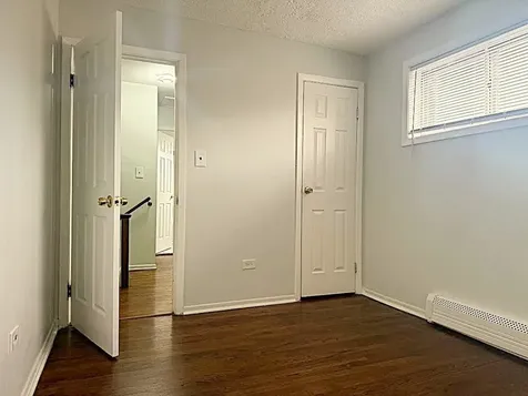 6911 North Ridge Boulevard Chicago IL 60645