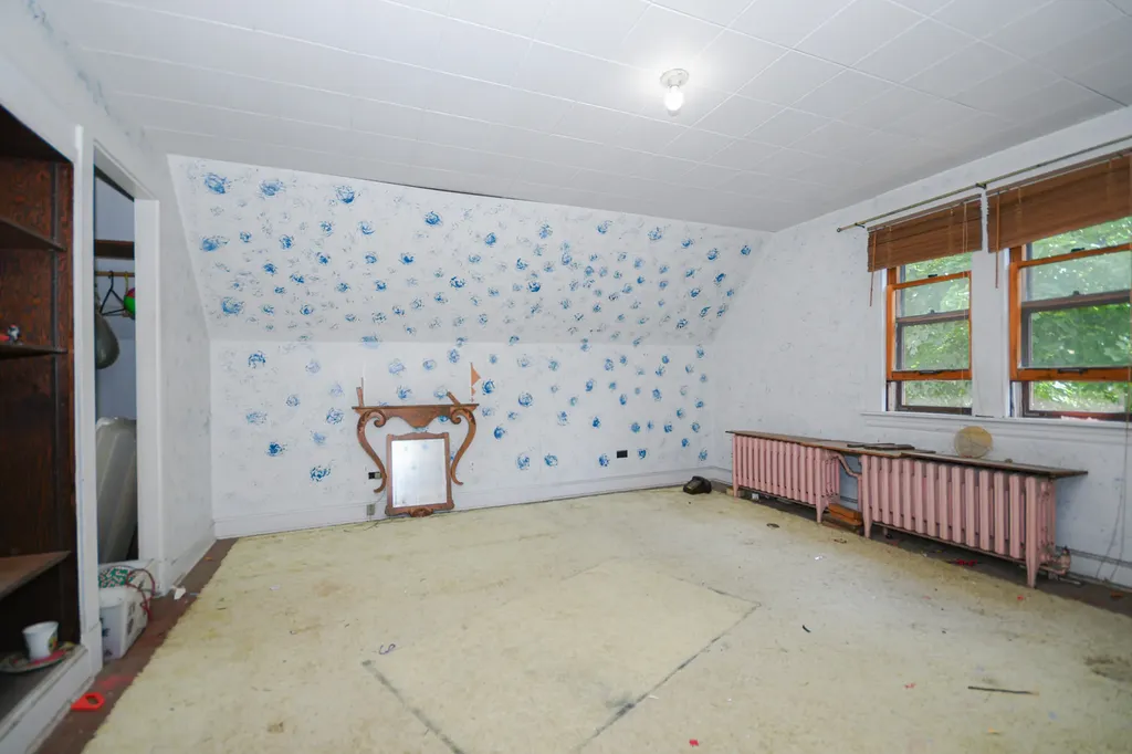 3450 North Claremont Avenue Chicago IL 60618