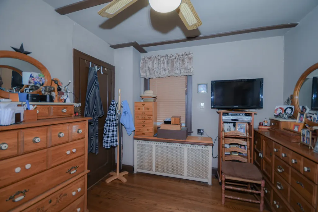 3450 North Claremont Avenue Chicago IL 60618