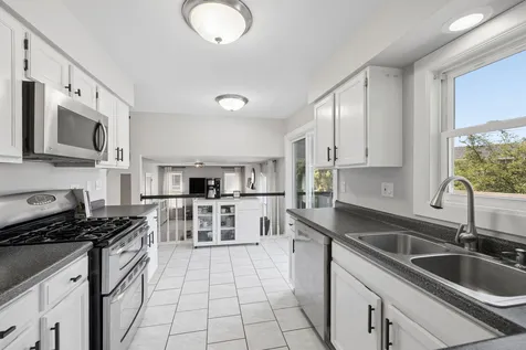 6504 Fernwood Drive Lisle IL 60532
