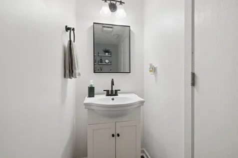 6504 Fernwood Drive Lisle IL 60532