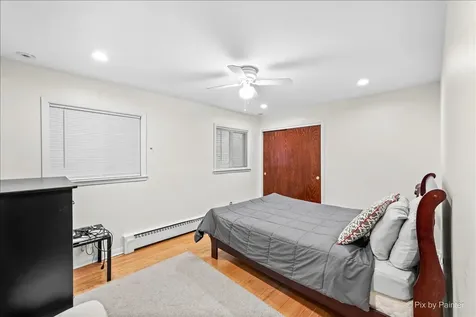4962 North Mason Avenue Chicago IL 60630